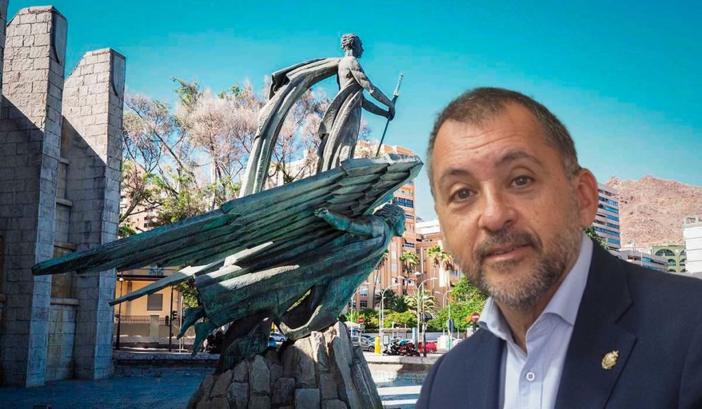 Bermúdez dice que no se resiste a quitar el monumento a Franco de Santa Cruz de Tenerife: "No tengo duda de lo que representa"
