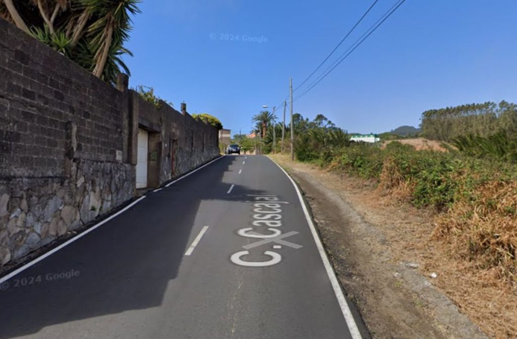 Vuelca con su coche en un aparatoso accidente de tráfico en Tenerife