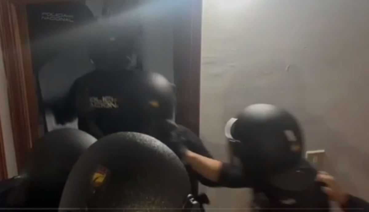 La Policía Nacional atrapa a un vendedor de heroína en La Laguna