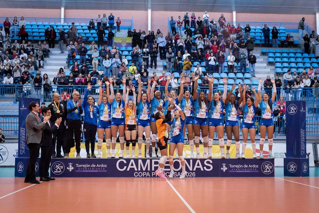 El CV Santa Cruz Cuesta Piedra, campeón de la Copa Princesa; Lisbet Arredondo, MVP