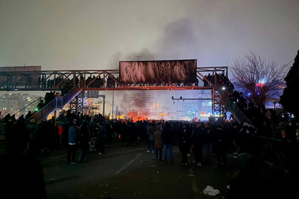 Al menos 490 muertos y más de 10.000 detenidos en las protestas en Irán, según un nuevo balance de HRANA