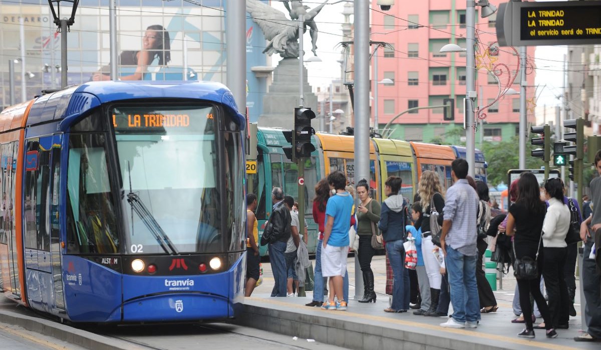 Cambios en el Tranvía en Tenerife por la víspera de Reyes y las Cabalgatas. DA