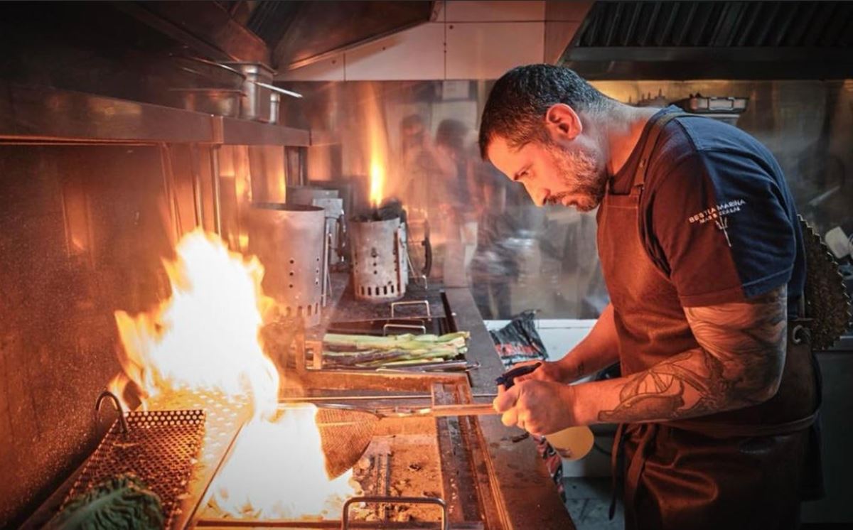 Chorizo de pulpo y sobrasada de anchoas: el "milagro" marino que arrasa en Garachico con un recetario de 1912