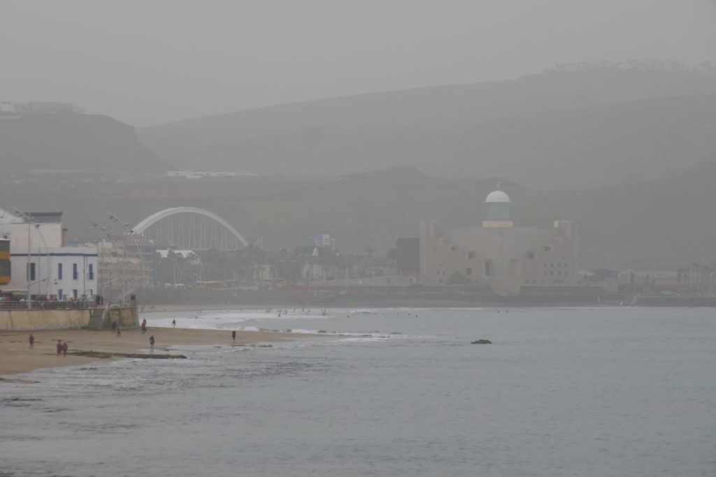 Lazan importantes recomendaciones ante la llegada de calima a Canarias: "Mantén las ventanas cerradas"