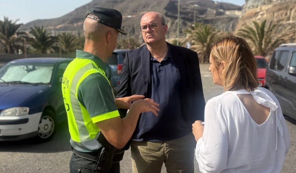 Los controles de la DGT en Canarias se intensificarán en las rutas de transporte de mercancías y pasajeros durante toda la semana