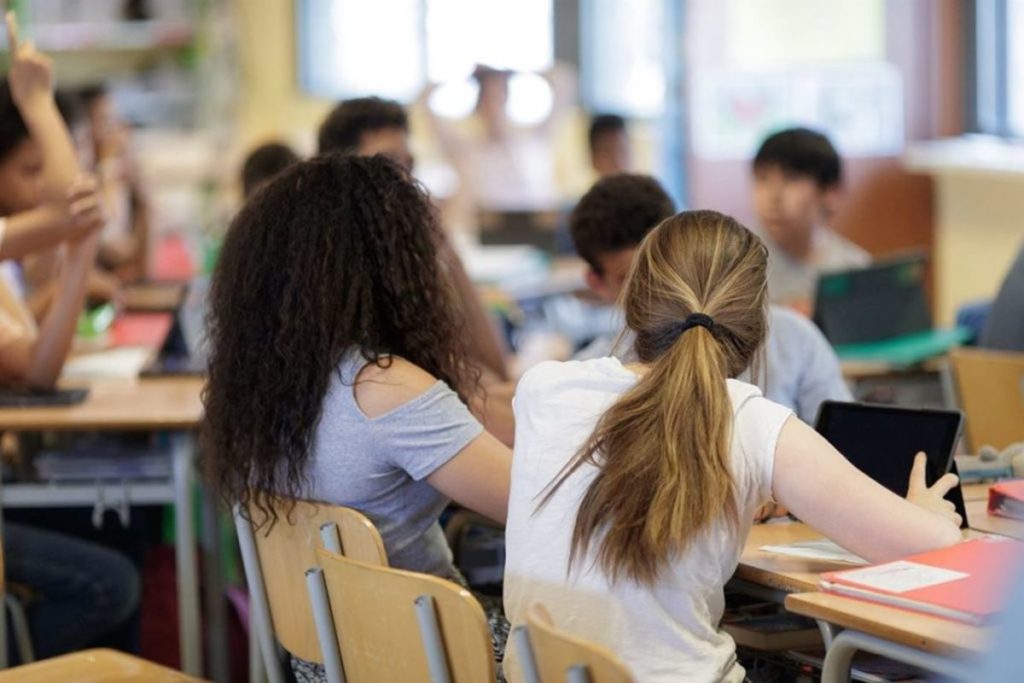 El Bachillerato Internacional llega gratis a Canarias: estos son los primeros institutos públicos en ofrecerlo