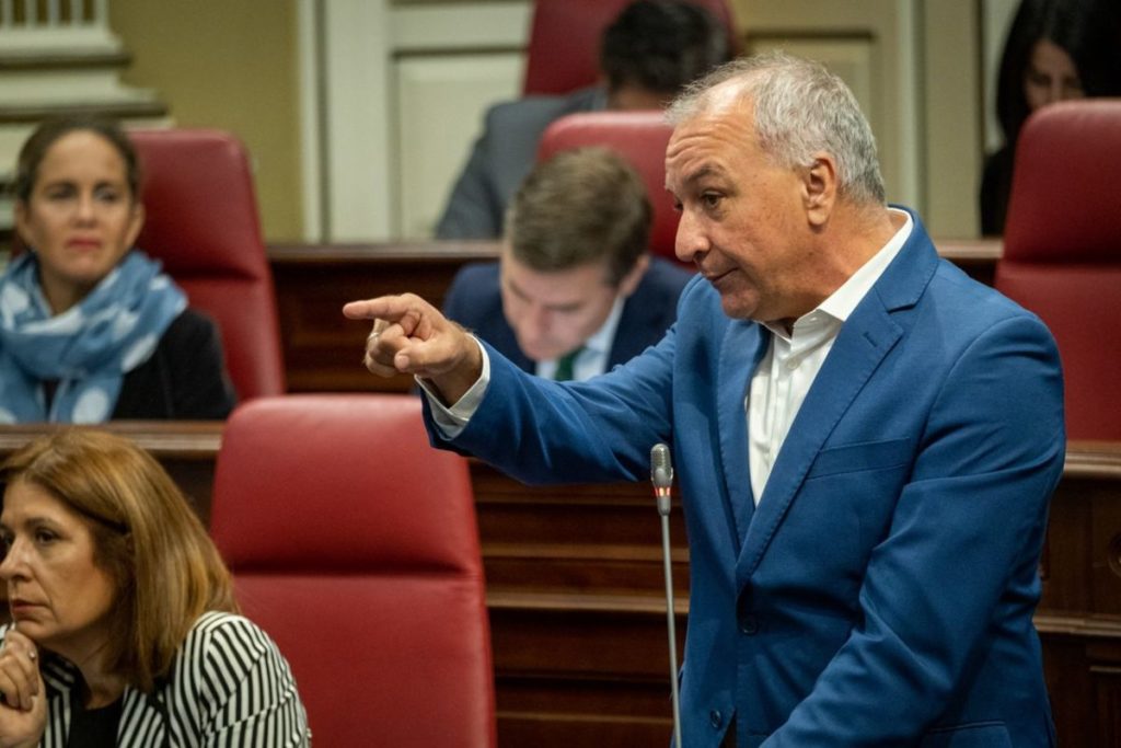 Campos (NC) recrimina a Clavijo que priorice “la confrontación política”