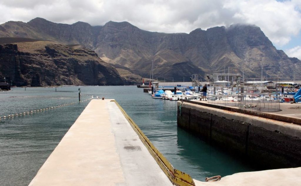 ¿Vives cerca de estos puertos? El cambio histórico que llega a las costas de Canarias
