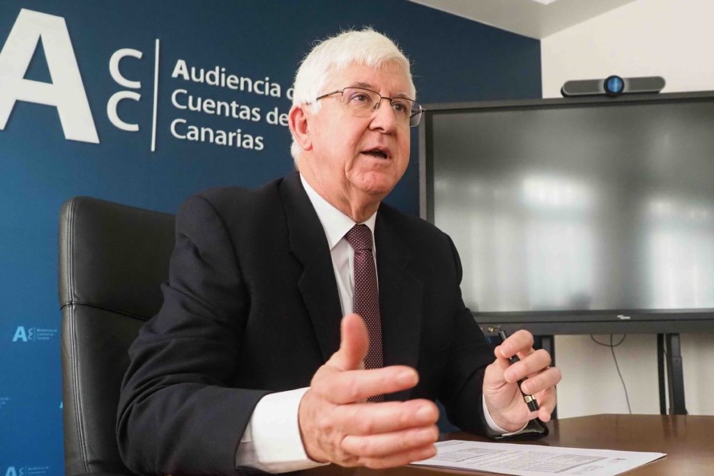 Pedro Pacheco: "Falta regulación sobre los requisitos que deben cumplir quienes accedena la política"