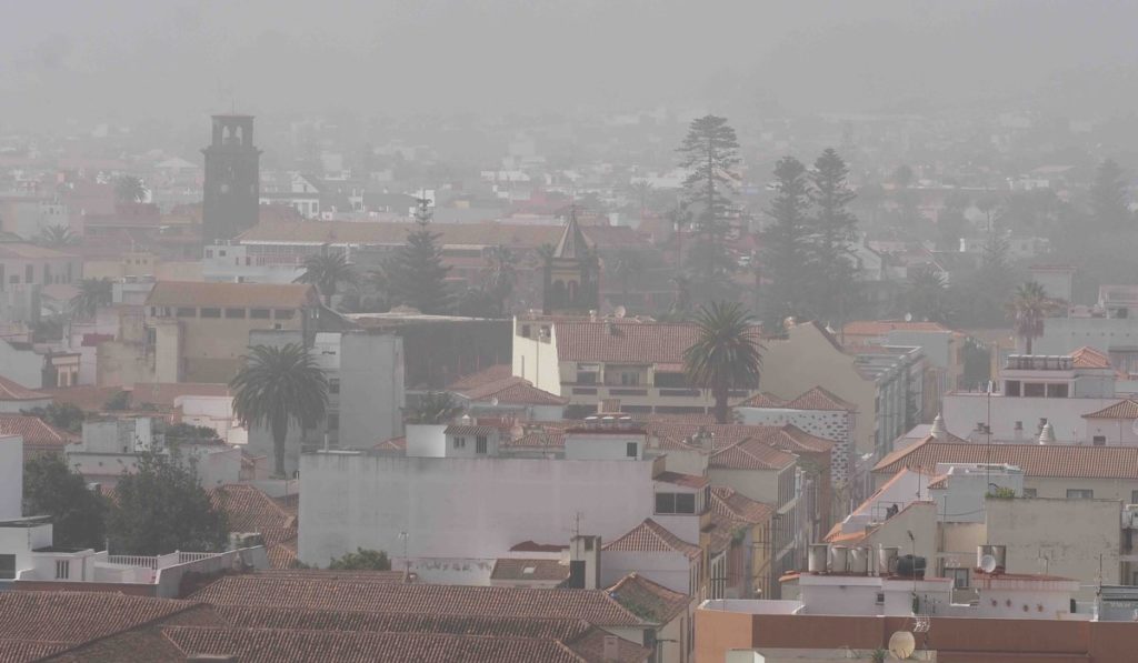 El Gobierno de Canarias activa la prealerta ante un nuevo episodio de calima