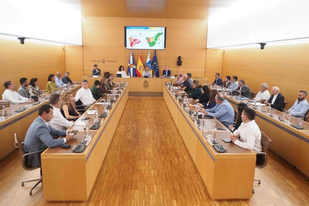 Tenerife refuerza su preparación ante el riesgo volcánico y la actividad sísmica