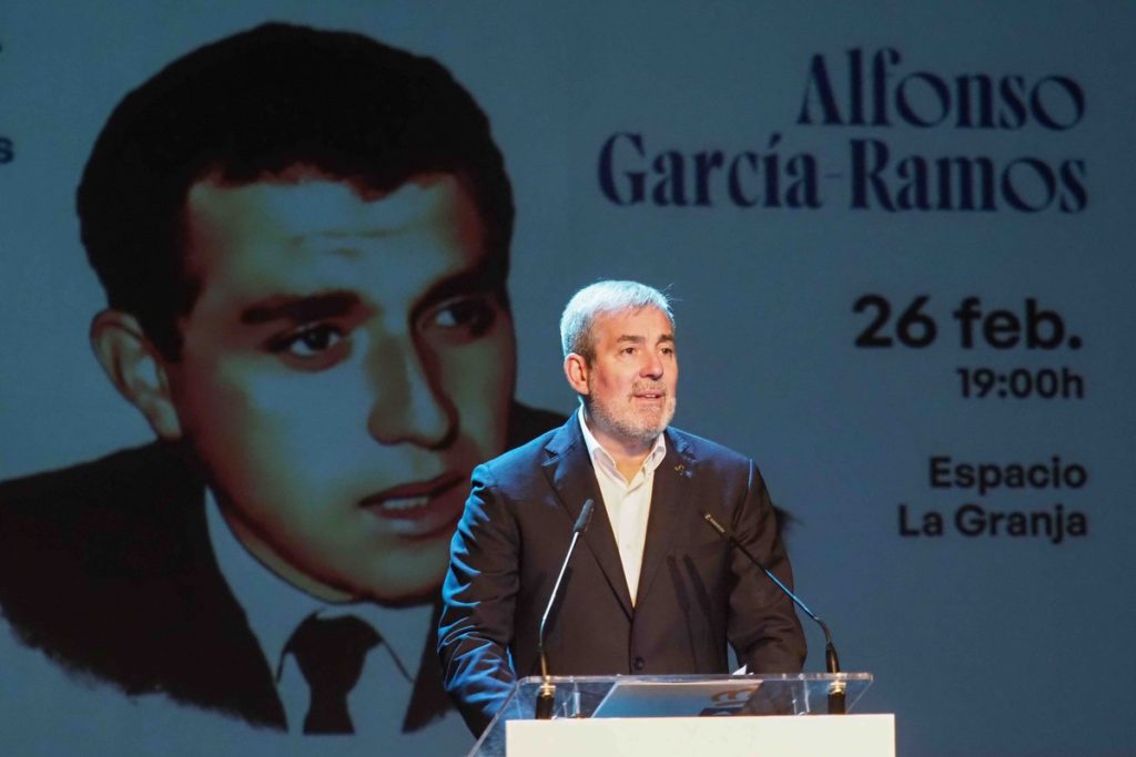 Alfonso García-Ramos, “una voz que supo contar el Archipiélago”