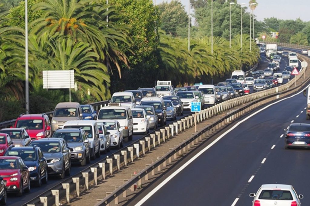 Las tres carreteras más peligrosas de Canarias: el "punto negro" nacional que está en Tenerife