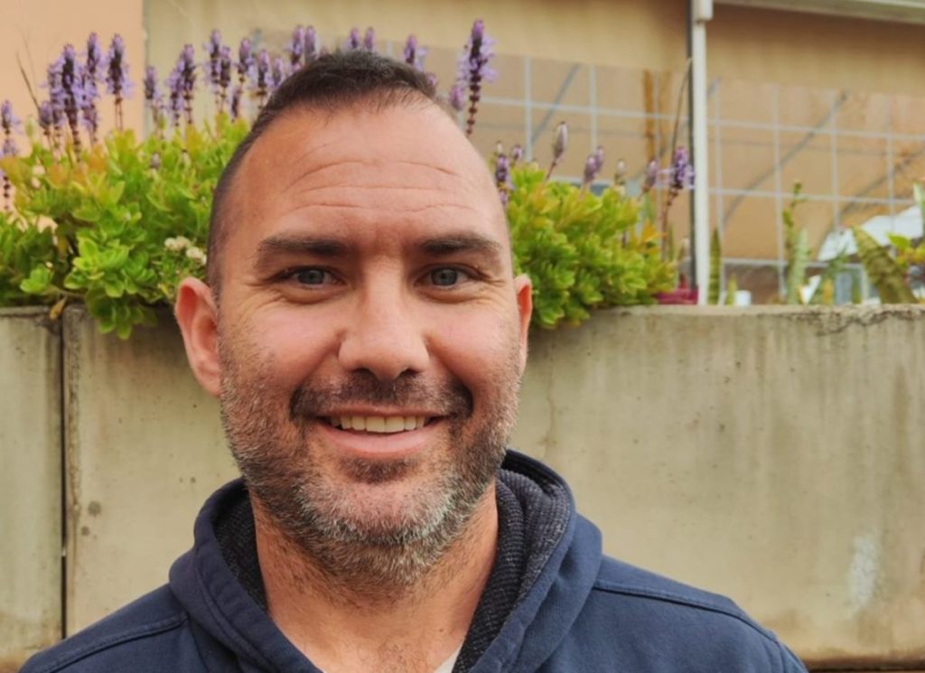 El tinerfeño 'Feli' Martín vence dos veces a un tumor cerebral "gracias a la ayuda de la AECC"