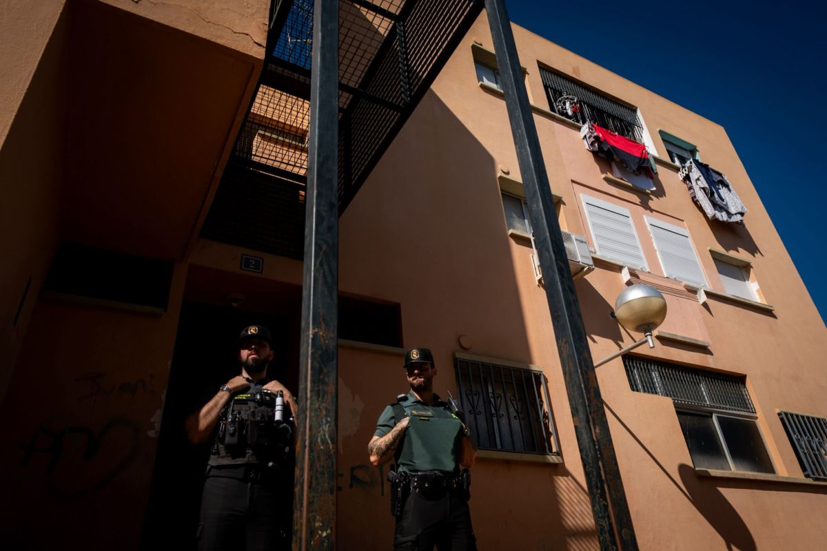 Asesina a un niño de 10 años, hiere de gravedad a la madre y muere abatido por la Guardia Civil