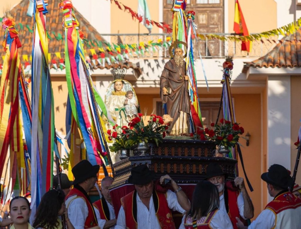 Unas 2.000 personas ponen el ‘broche de oro’ a las fiestas de La Florida, en La Orotava