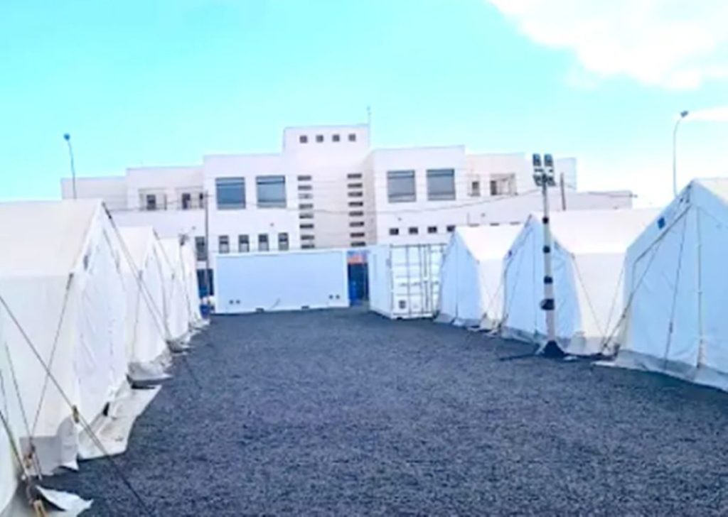 La Fiscalía de Canarias pide 3 años de prisión para un policía nacional por maltratar a recién llegados en patera