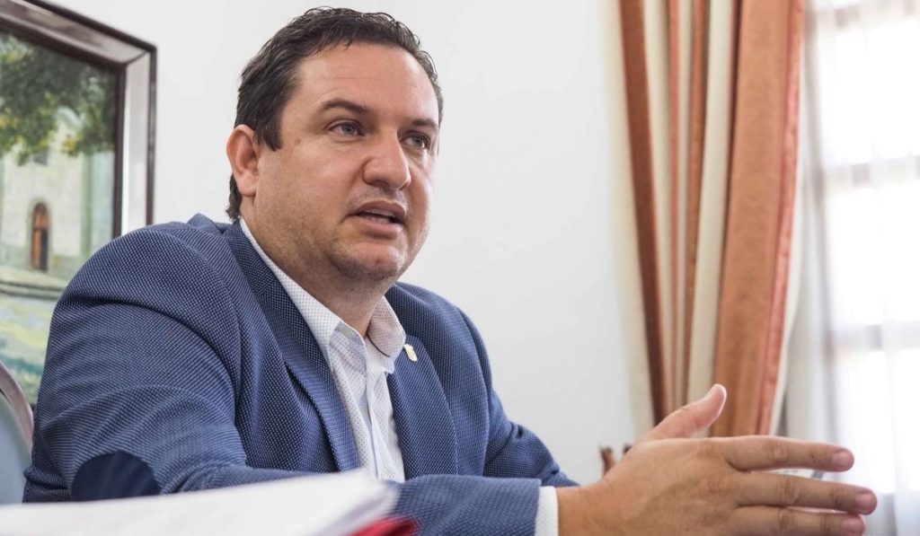 El PSOE pide explicaciones por el presunto uso de servicios municipales para difundir correos anónimos