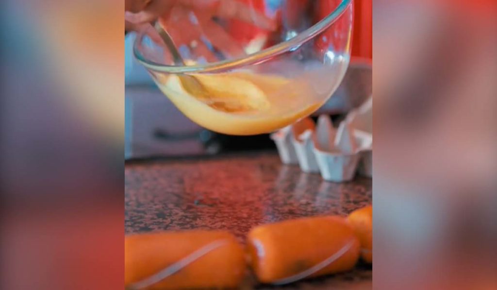 Ni de papas ni de cebolla: la tortilla más canaria se hace con dos productos icónicos de las Islas