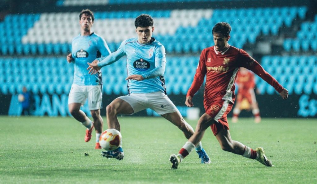 El CD Tenerife logra en Vigo un empate con sabor a ascenso