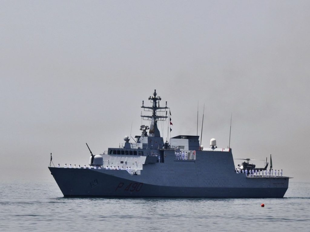 El barco "invisible" de la Marina Italiana elige Tenerife: así puedes visitar por dentro el 'Comandante Cigala Fulgosi'