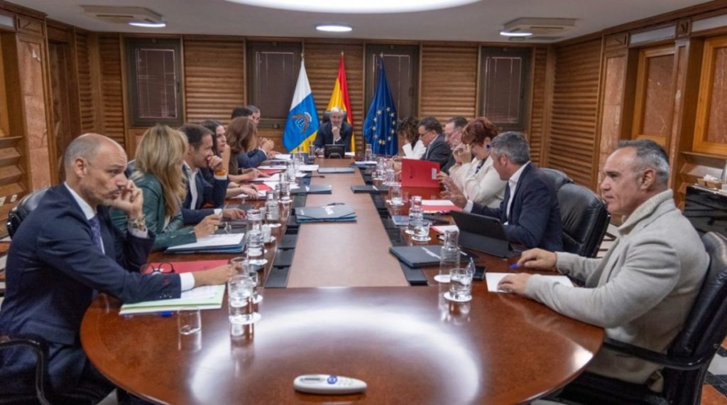El Gobierno de Canarias detalla las medidas clave para frenar la subida de precios por la guerra en Irán
