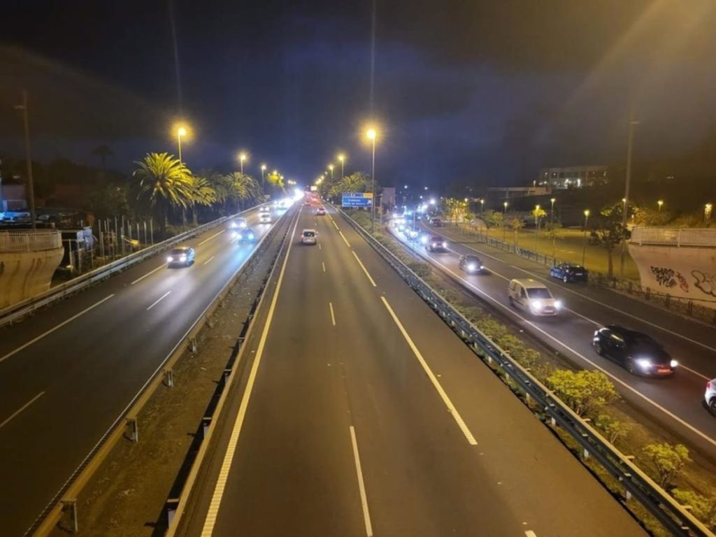 Autopista del Norte (TF-5) a su paso por Guamasa
