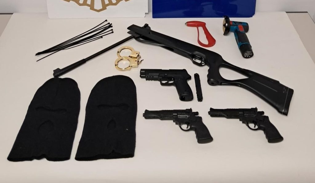 Pánico en el sur de Tenerife por un asalto con detonaciones: usan una pistola para robar a turistas