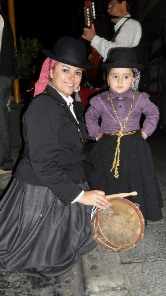Lourdes Toledo: una vida entre cuerdas, coplas y danzas en Icod de los Vinos. | DA