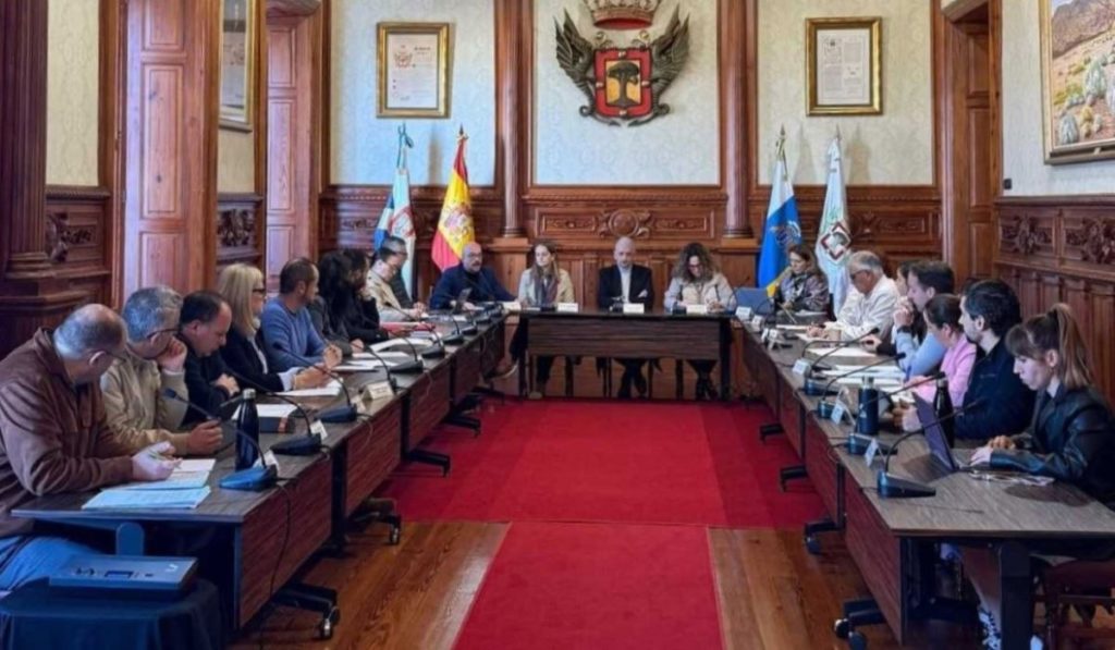 Giro en las cuentas de La Orotava: solo el PP respalda el incremento de 8 millones en el presupuesto, pero bajo advertencia