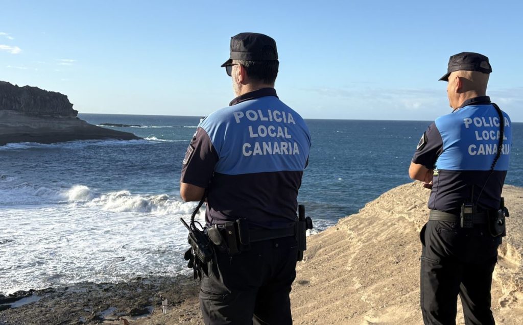 "Vigilantes de la playa": el nuevo despliegue en Adeje que no es una serie de televisión