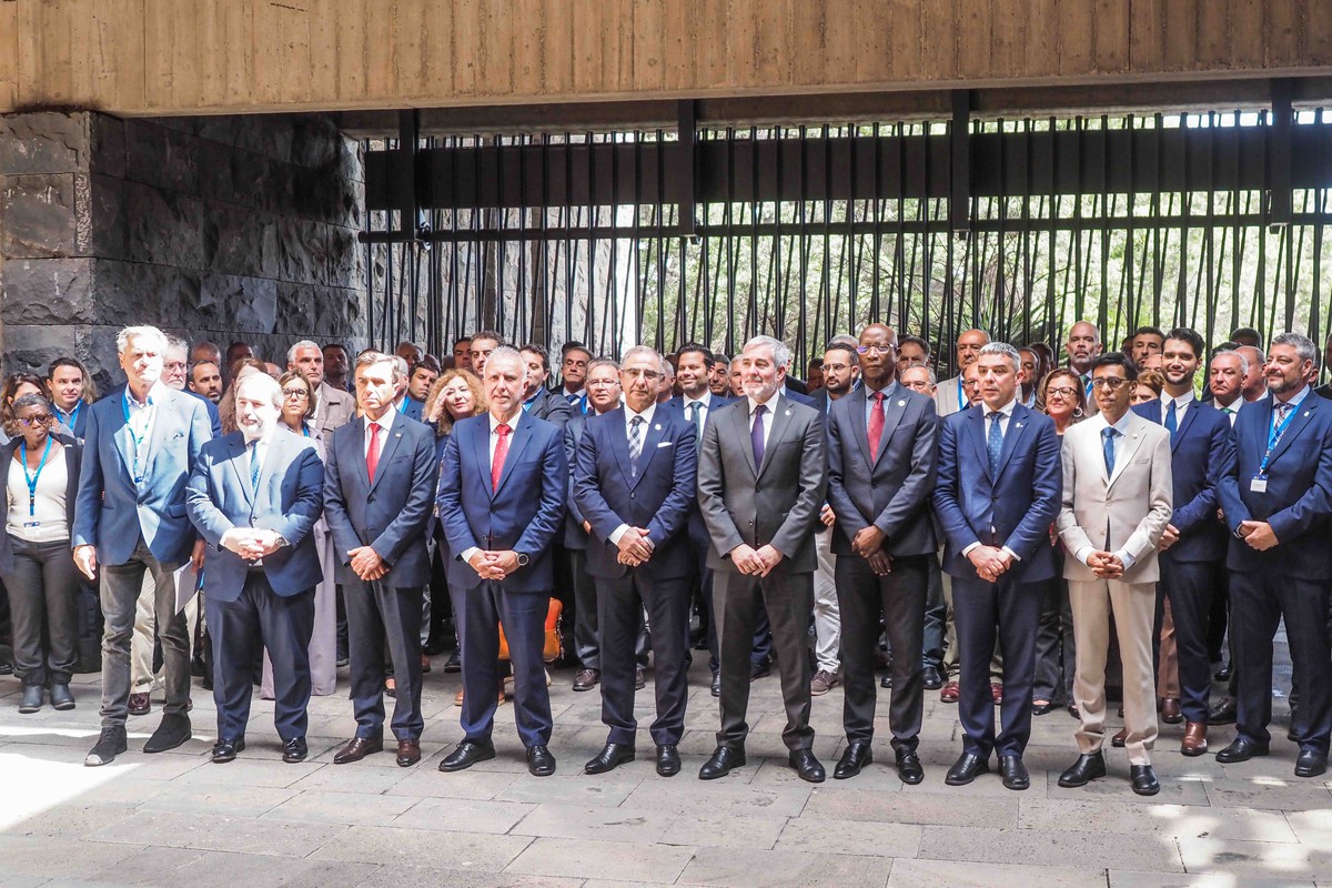 Las RUP se congregaron ayer en Tenerife para unificar su postura ante Europa. | Sergio Méndez