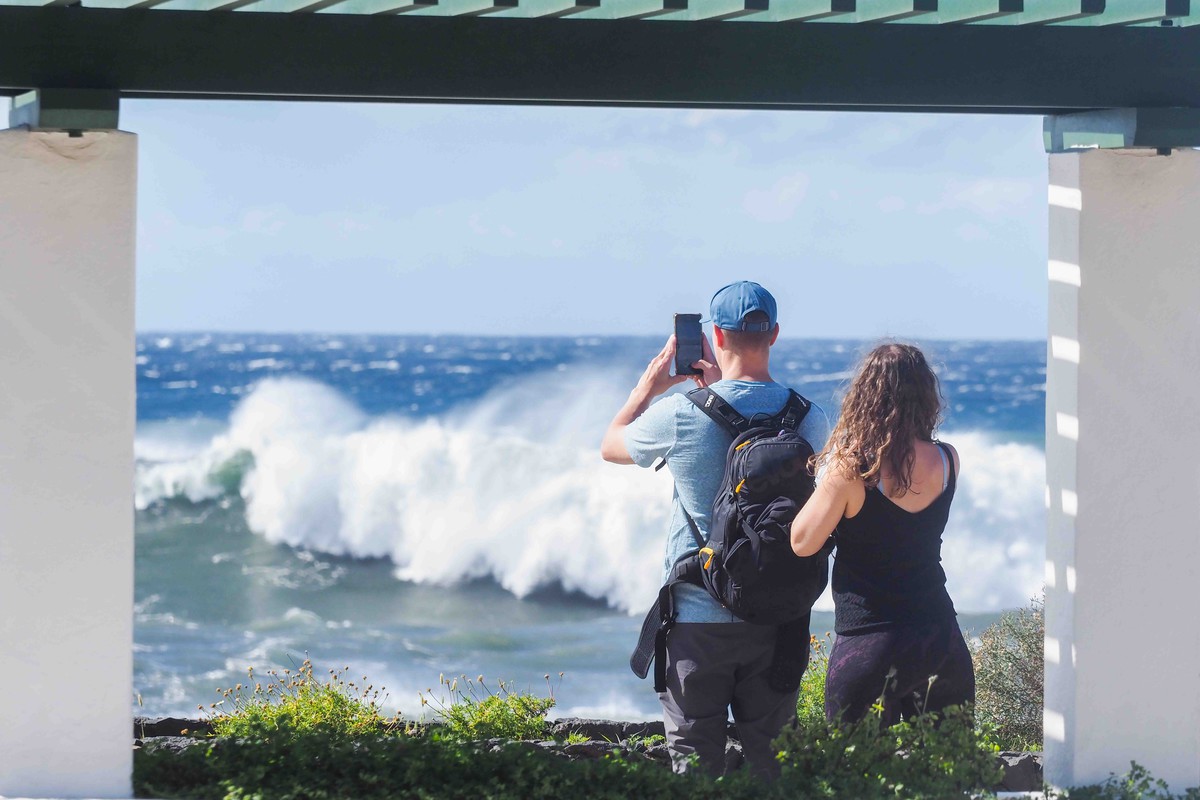 La Aemet advierte de rachas de viento muy fuertes, lloviznas y máximas de 30 grados en estas zonas de Canarias