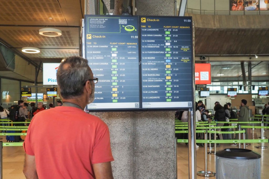 Europa cambia las normas: así te afecta la nueva ley si sufres un retraso o la cancelación de tu vuelo. | Sergio Méndez