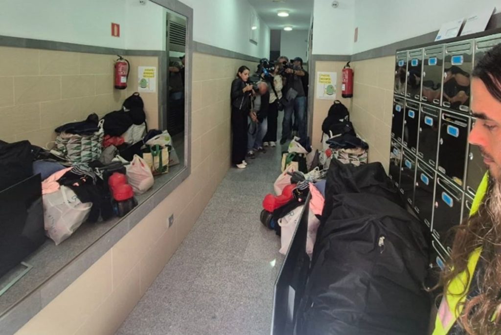 Desahucian a una familia con 4 menores que no puede pagar su alquiler desde hace 5 años