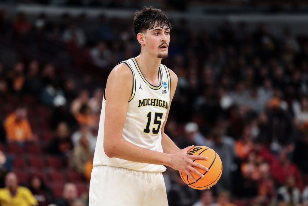 El 'tinerfeño' Aday Mara, hace historia en EE. UU.: campeón de la NCAA con Michigan