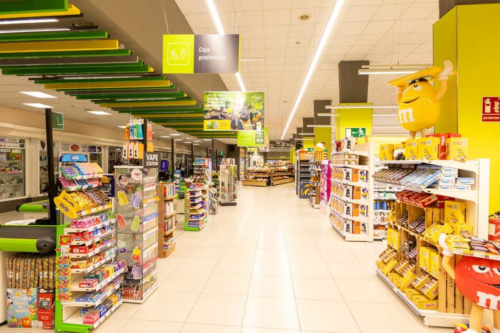 HiperDino Fañabé estrena secciones y servicios renovados como un modelo de eficiencia y modernidad en el sector de la alimentación en Tenerife Sur