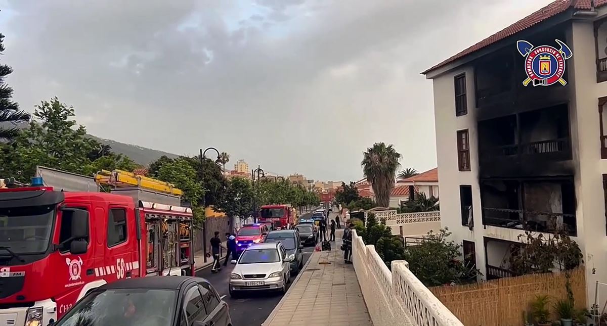 Tragedia de madrugada: un fallecido tras un voraz incendio en Tenerife
