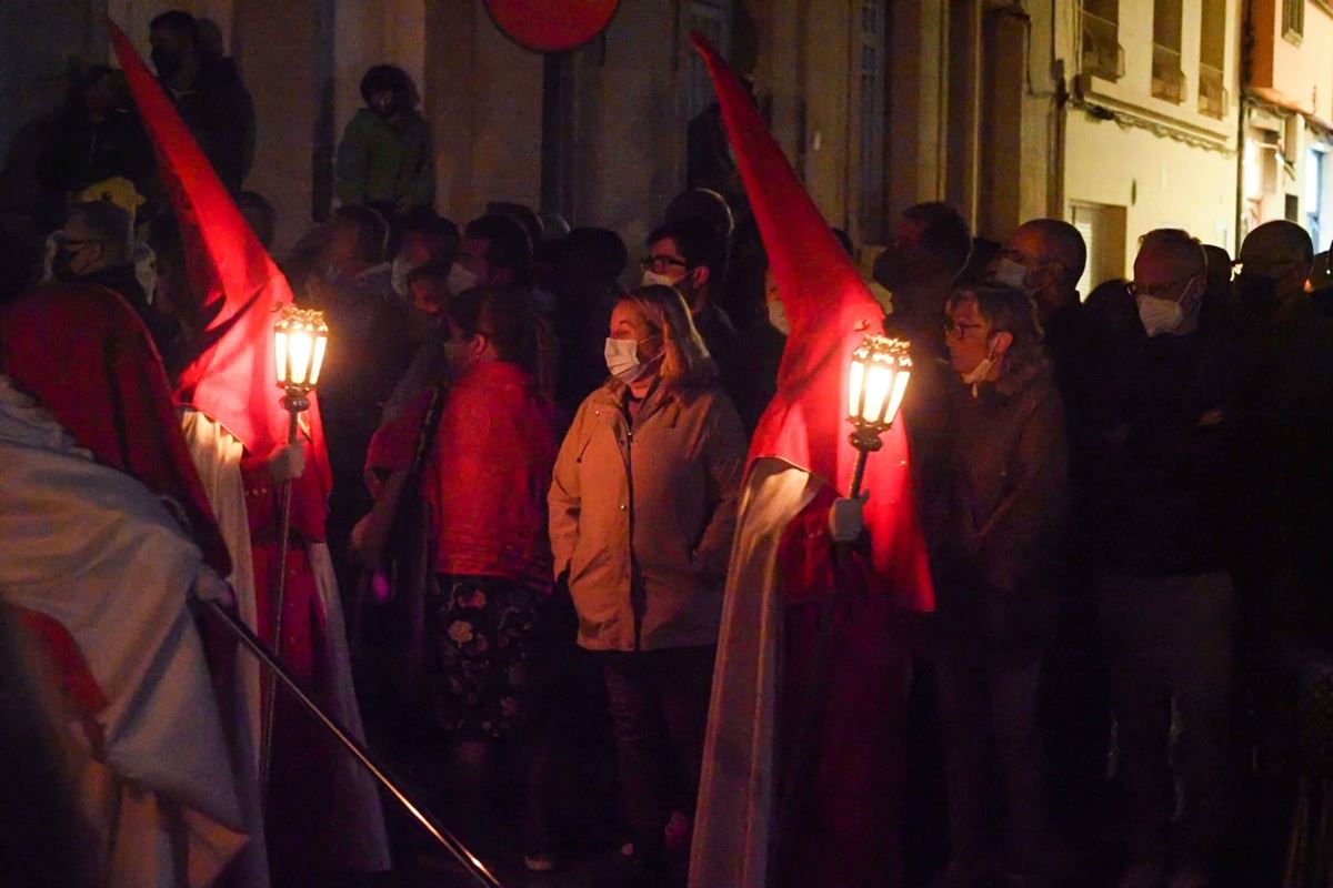 La procesión más antigua de Canarias: oscuridad, el tesoro de un pirata y el misterio de las 16 campanillas en La Laguna