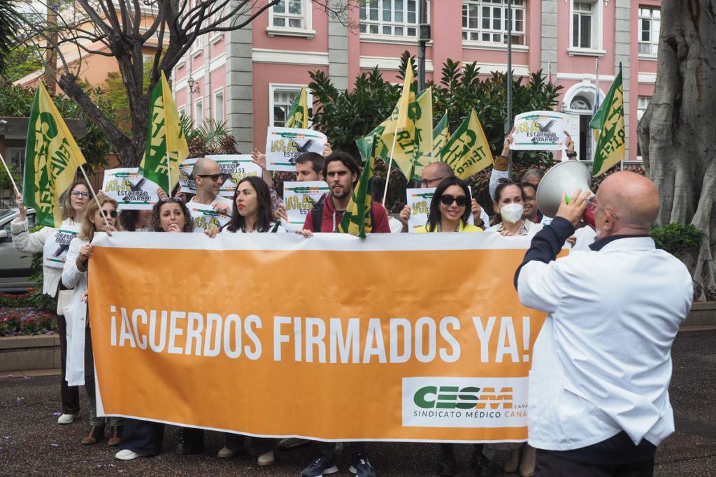 Los médicos de Canarias reclaman al SCS una "hoja de ruta" de cumplimiento de los acuerdos de 2023