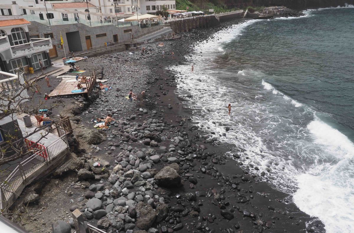 Gobierno y oposición siguen discrepando por la mejora de la playa de San Marcos