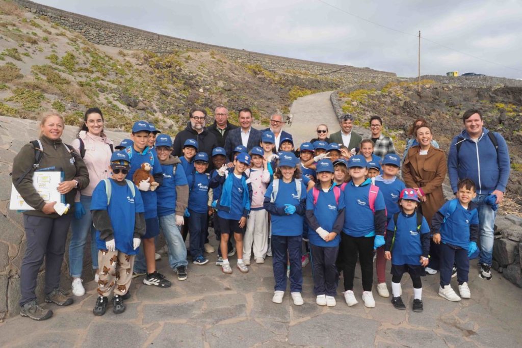 Arico acoge el cierre de la Semana del Agua con una jornada educativa y la liberación de tortugas