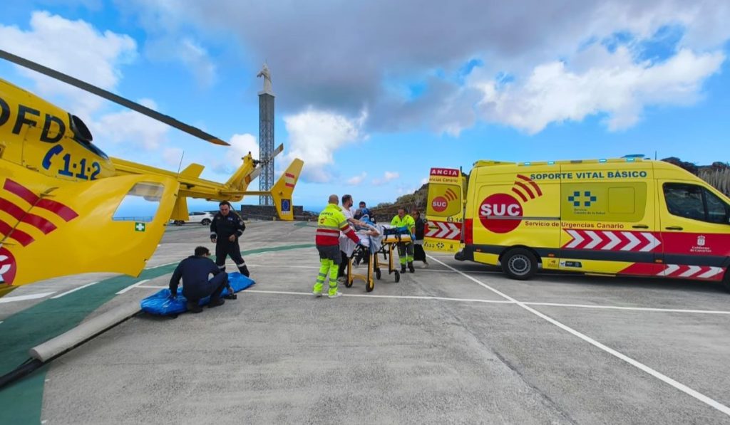 Sanidad confirma que el conductor de la guagua accidentada en La Gomera es el herido más grave