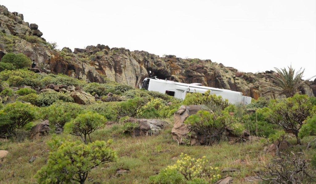 Última hora del accidente de guagua en La Gomera: un alta médica y varios heridos siguen ingresados en Tenerife