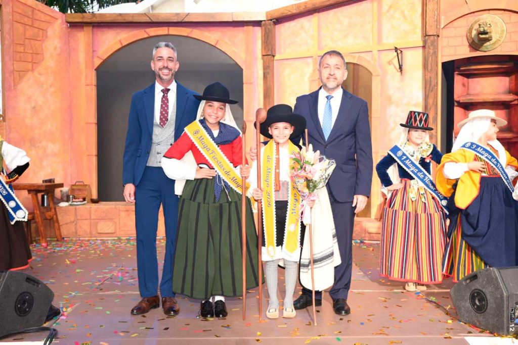 Alejandro Ramos Sánchez y Martina Torres Navarro, elegidos Mago y Maga Infantil de las Fiestas de Mayo