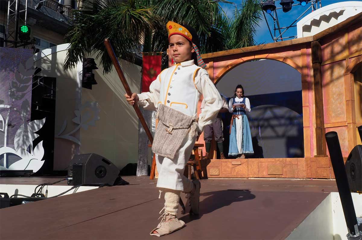 Alejandro Ramos Sánchez y Martina Torres Navarro, elegidos Mago y Maga Infantil de las Fiestas de Mayo