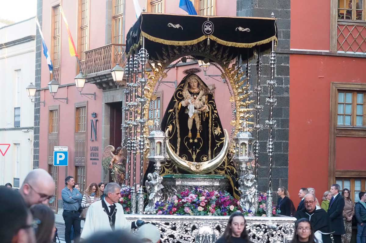 El Jueves Santo reafirma a La Laguna como capital religiosa