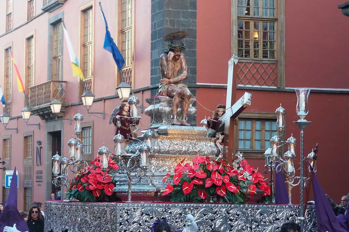 El Jueves Santo reafirma a La Laguna como capital religiosa