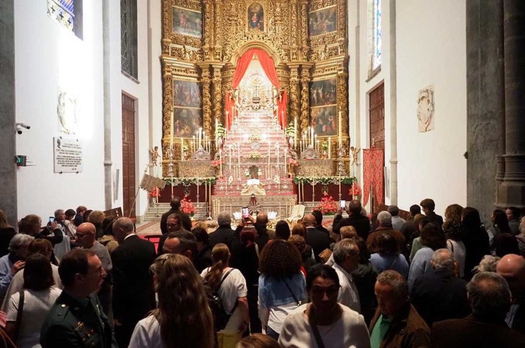 El Jueves Santo reafirma a La Laguna como capital religiosa