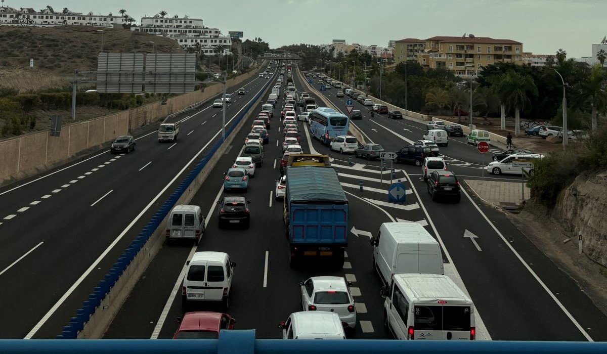 Canarias tiene más de medio millón de coches con más de 25 años